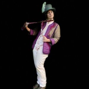 Meet your Posher, Lily